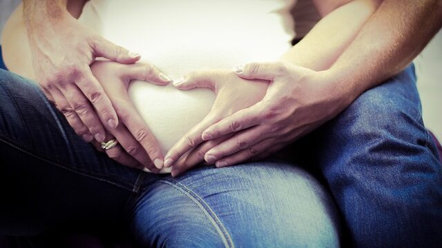 The Importance of Fathers in Postpartum Care: A Guide for New Dads